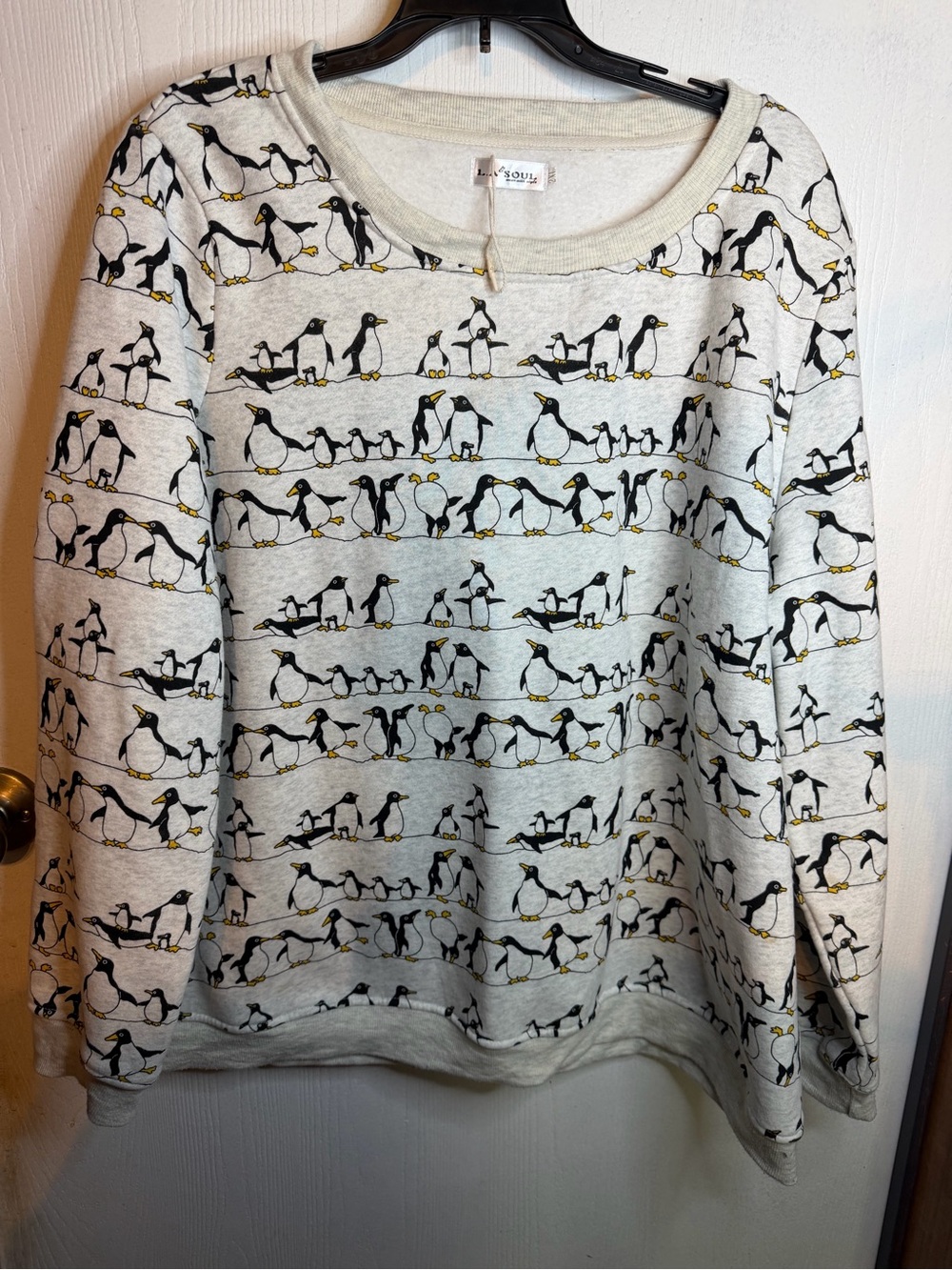 LA Soul NWOT Cream Penguin Print Women's Sweater